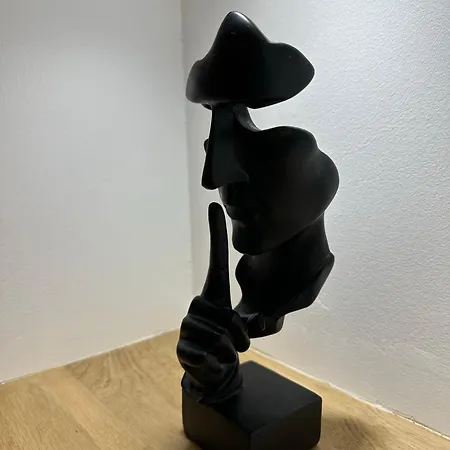 Eden De Roques فندق مبيت وإفطار كاسْتْرْ