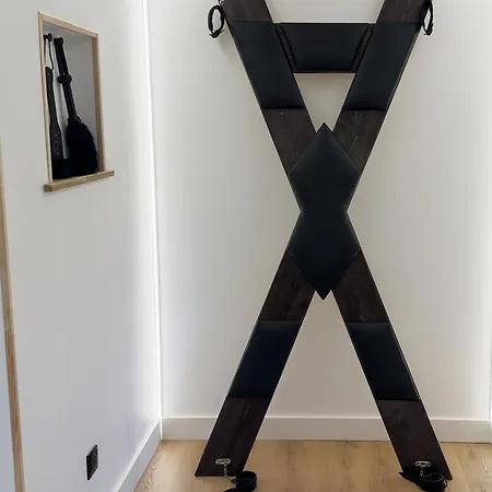 Eden De Roques 4* كاسْتْرْ