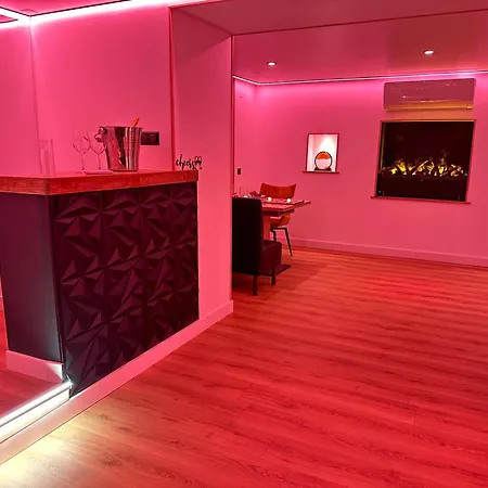 Eden De Roques فندق مبيت وإفطار