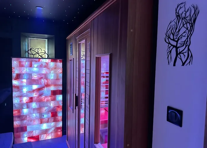 Eden De Roques ベッド・アンド・ブレックファスト