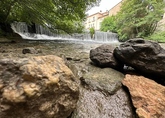 ベッド・アンド・ブレックファスト Eden De Roques 4*