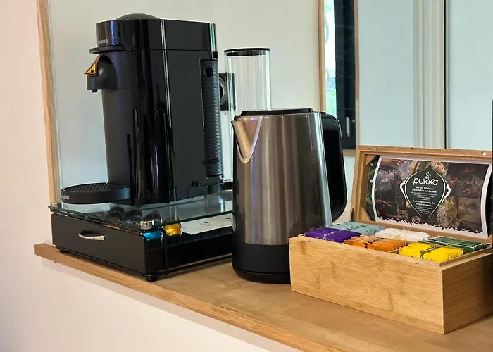 Eden De Roques 4* カストル