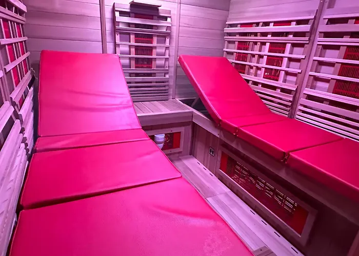 Eden De Roques 4* カストル