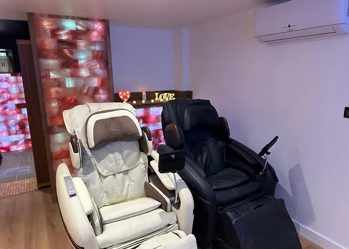 Eden De Roques 4* カストル