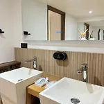 Eden De Roques فندق مبيت وإفطار 4*