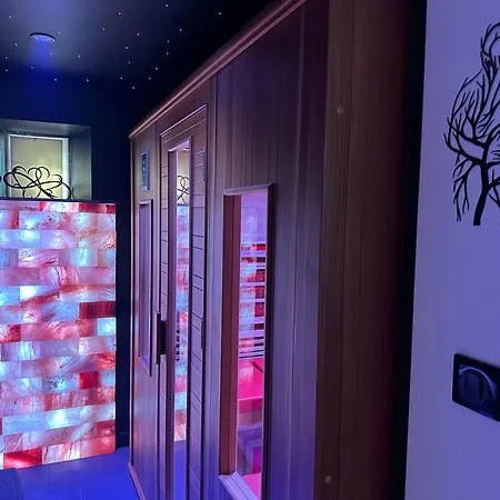 Eden De Roques Bed & Breakfast