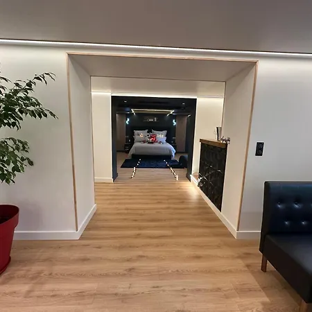 Eden De Roques Frühstückspension