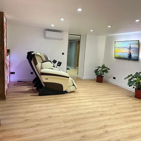 Bed and Breakfast Eden De Roques