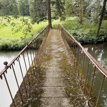 Bed & Breakfast Eden De Roques 4*